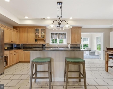 11406 Rolling Green Place - Photo Thumbnail 14