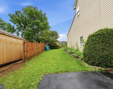 11406 Rolling Green Place - Photo Thumbnail 53