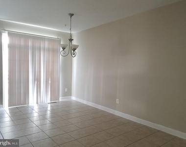 715 Hidden Marsh Street - Photo Thumbnail 4