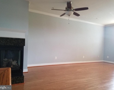 715 Hidden Marsh Street - Photo Thumbnail 5