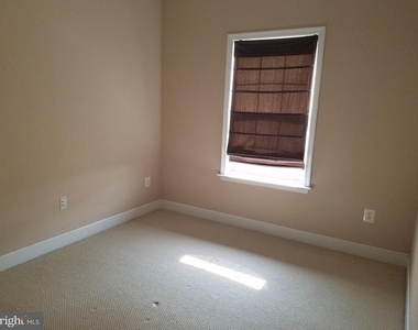 715 Hidden Marsh Street - Photo Thumbnail 16