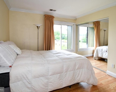 9401 Hickory View Place - Photo Thumbnail 29