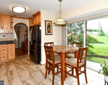 9401 Hickory View Place - Photo Thumbnail 9