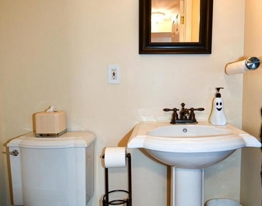 9401 Hickory View Place - Photo Thumbnail 39