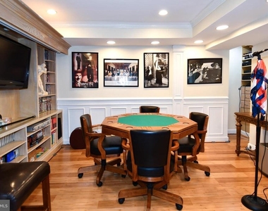 9401 Hickory View Place - Photo Thumbnail 38
