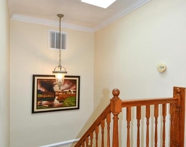 9401 Hickory View Place - Photo Thumbnail 33