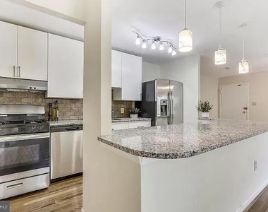 12405 Braxfield Court - Photo Thumbnail 9