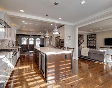 5920 Maplewood Park Place - Photo Thumbnail 11