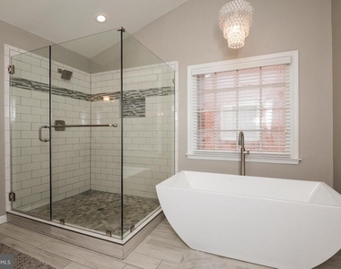 5920 Maplewood Park Place - Photo Thumbnail 35
