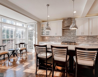 5920 Maplewood Park Place - Photo Thumbnail 13