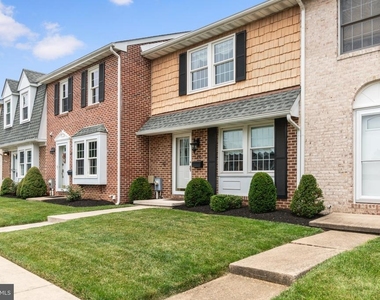 330 Harlan Square - Photo Thumbnail 37