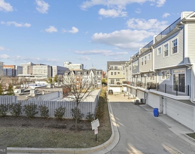 67 Linden Place - Photo Thumbnail 3