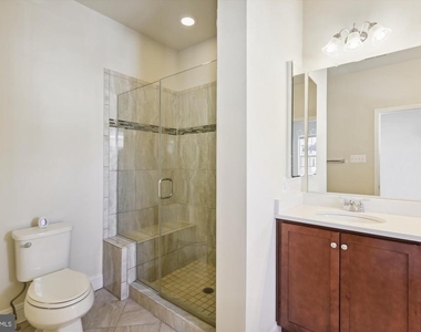 67 Linden Place - Photo Thumbnail 17