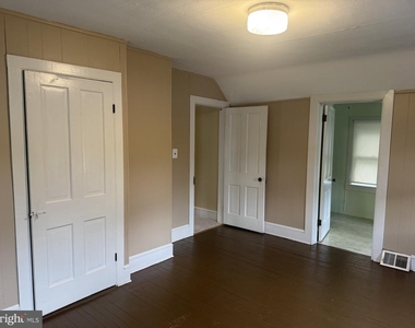 508 Warren Road - Photo Thumbnail 11