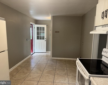 508 Warren Road - Photo Thumbnail 6