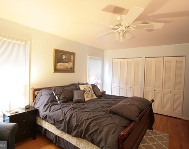 1724 Dana Street - Photo Thumbnail 10