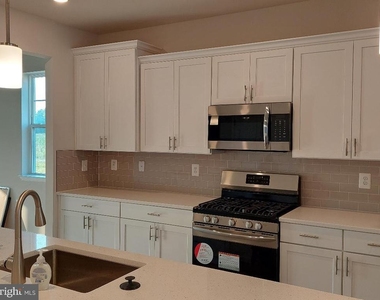 34381 Beaufort Court - Photo Thumbnail 4