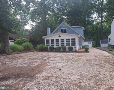 23020 Linden Drive - Photo Thumbnail 1