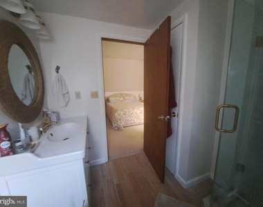 23020 Linden Drive - Photo Thumbnail 11