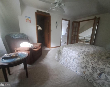 23020 Linden Drive - Photo Thumbnail 8