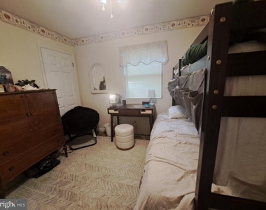 23020 Linden Drive - Photo Thumbnail 14