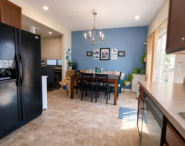 417 Wilmore Drive - Photo Thumbnail 7