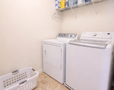 417 Wilmore Drive - Photo Thumbnail 6