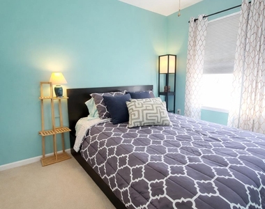 417 Wilmore Drive - Photo Thumbnail 14