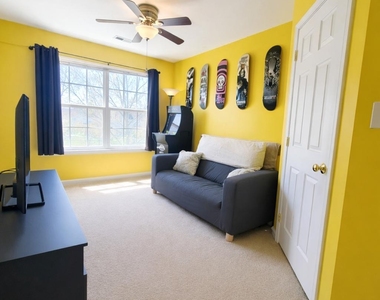 417 Wilmore Drive - Photo Thumbnail 12