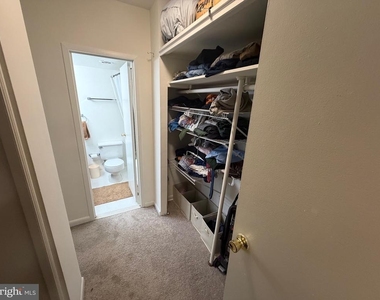 950 25th Street Nw - Photo Thumbnail 17