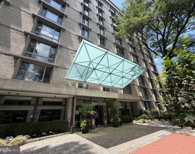 950 25th Street Nw - Photo Thumbnail 35