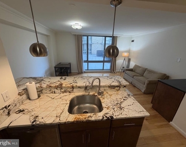 950 25th Street Nw - Photo Thumbnail 6