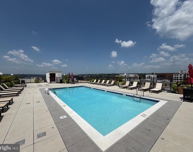 950 25th Street Nw - Photo Thumbnail 33