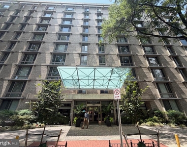 950 25th Street Nw - Photo Thumbnail 36