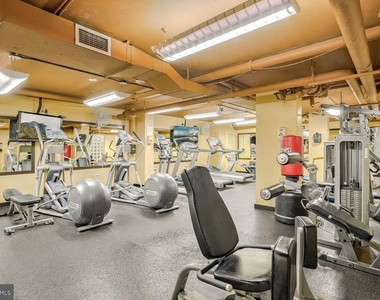 950 25th St Nw - Photo Thumbnail 14