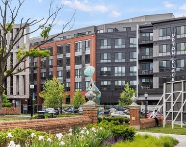 4000 Wisconsin Avenue Nw - Photo Thumbnail 15