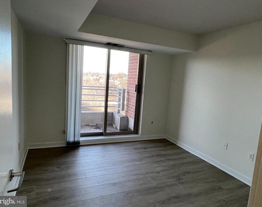 1275 25th Street Nw - Photo Thumbnail 2