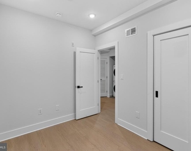 1650 Columbia Road Nw - Photo Thumbnail 16