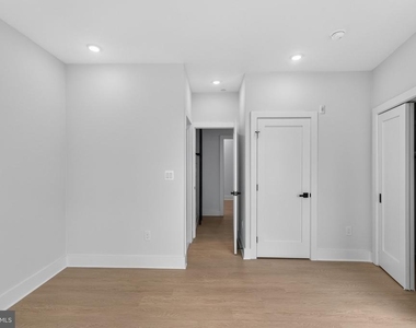 1650 Columbia Road Nw - Photo Thumbnail 9