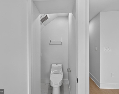 1650 Columbia Road Nw - Photo Thumbnail 7