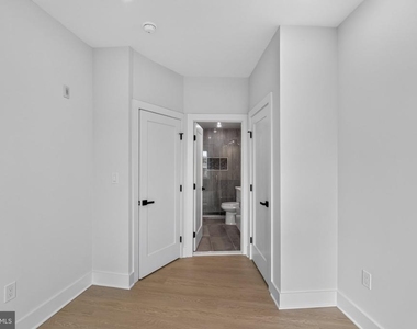1650 Columbia Road Nw - Photo Thumbnail 18