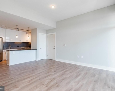 88 V Street Sw - Photo Thumbnail 29