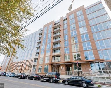 88 V Street Sw - Photo Thumbnail 4