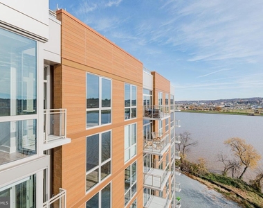 88 V Street Sw - Photo Thumbnail 15