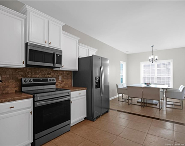 1500 Seabiscuit Drive - Photo Thumbnail 13