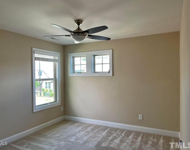 811 Rymark Court - Photo Thumbnail 16