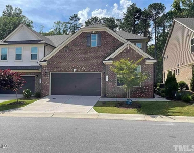 811 Rymark Court - Photo Thumbnail 1