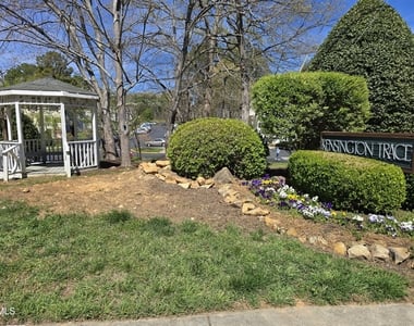 117 Kingsbury Drive - Photo Thumbnail 43