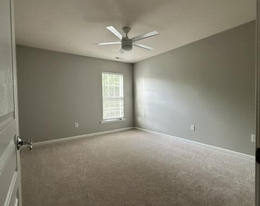 702 Unison Court - Photo Thumbnail 17