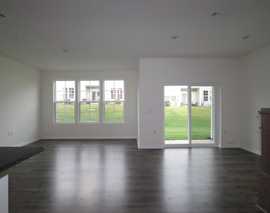 1012 Yatesbury Place - Photo Thumbnail 9